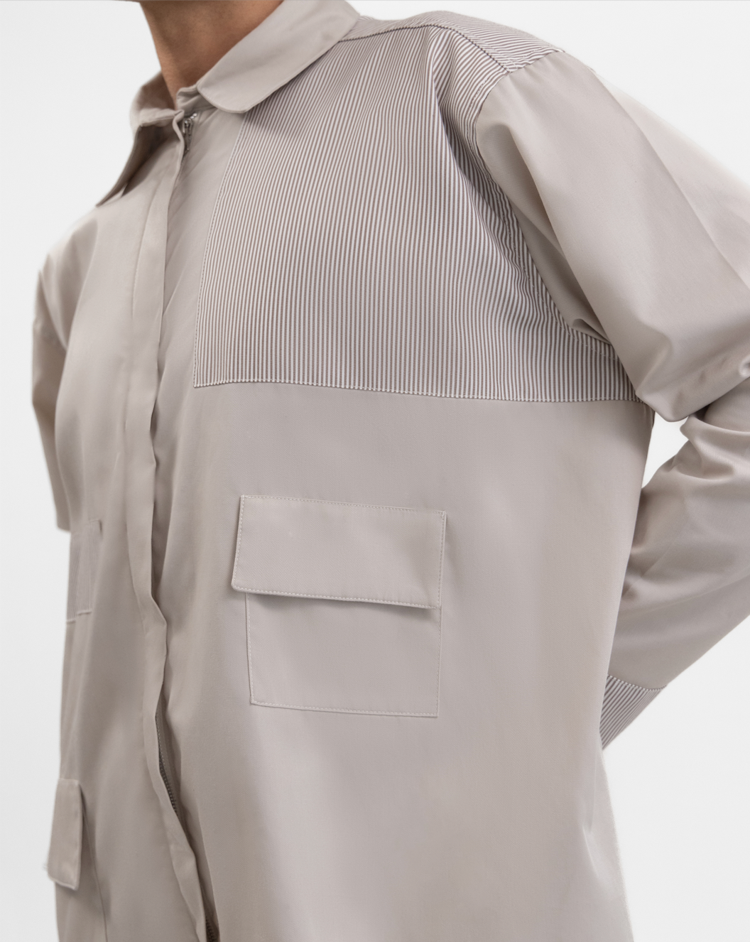 Beige zipper overshirt