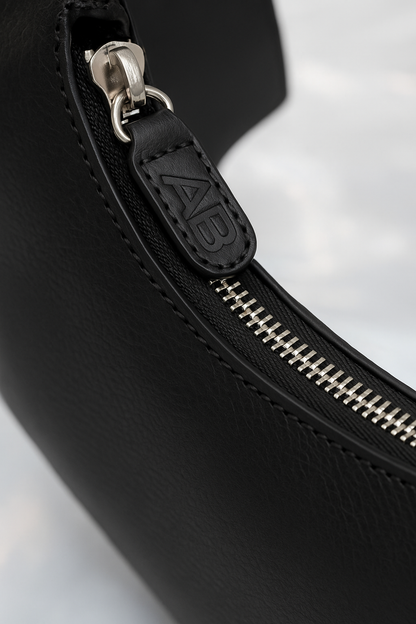 BETA BLACK LEATHER